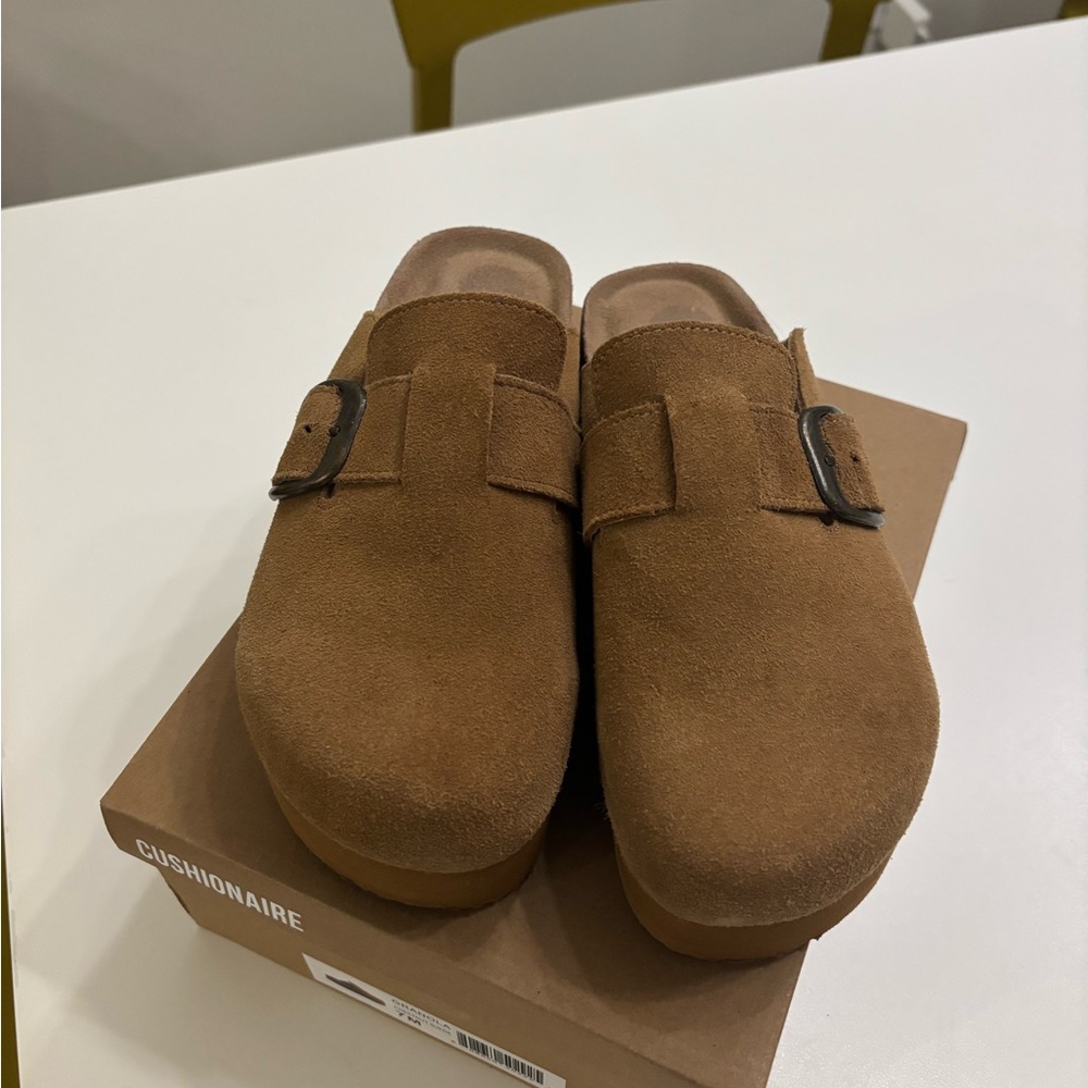 Women's Suede Platform Clog - Brown